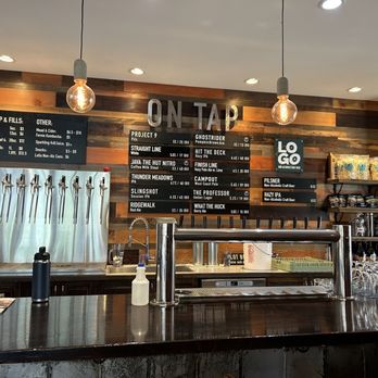Fernie Brewing Company - Ordering counter - Breweries Near Me - Fernie, British Columbia Fernie Brewing Company - Ordering counter - Breweries Near Me - Fernie, British Columbia