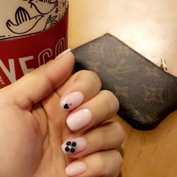 Nail Palace - Another great gel manicure! I went in for something girly with a bit of uniqueness. This place doesn't disappoint. Highly recommend!