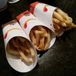 This is the 2 mediums and 1 large that started the rude treatment from staff This is the 2 mediums and 1 large that started the rude treatment from staff