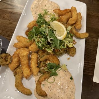 Karl Strauss Brewing Company - Old Bay Calamari - Breweries Near Me - Corona, California Karl Strauss Brewing Company - Old Bay Calamari - Breweries Near Me - Corona, California