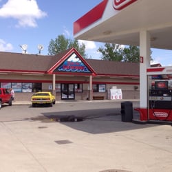 Glacier Gateway Conoco - Besides fuel there is a casino and laundry on this property