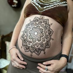 Blue Lotus Henna - Belly henna!