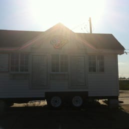 Sno-Biz on Campbell Ave. Sno-Biz on Campbell Ave.