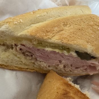 La Cubana - Sandwich Cubano - Cuban Near Me - Glendale, California