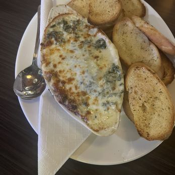 Mellow Mushroom Downtown Atlanta - Spinach Artichoke Dip - Pizza Near Me - Atlanta, Georgia