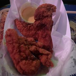 Savannah Smiles Dueling Pianos - Chicken Fingers
