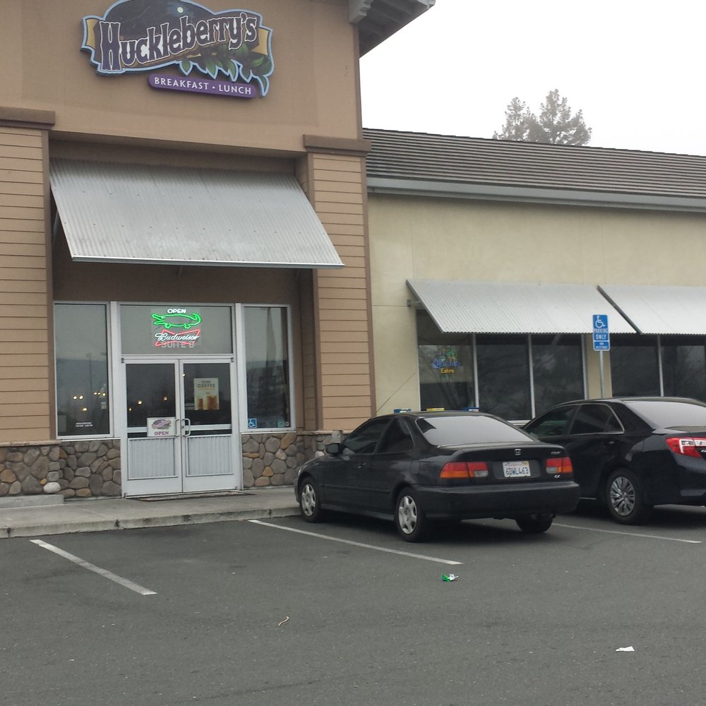 Huckleberry's - Front of Huckleberry's in Fairfield - Breakfast & Brunch Near Me - Fairfield, California Huckleberry's - Front of Huckleberry's in Fairfield - Breakfast & Brunch Near Me - Fairfield, California