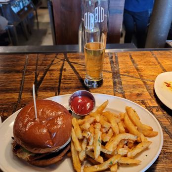 Old Irving Brewing - Wood-Fired Blackened Chicken sandwich w/fries Kolsch beer - Breweries Near Me - Chicago, Illinois Old Irving Brewing - Wood-Fired Blackened Chicken sandwich w/fries Kolsch beer - Breweries Near Me - Chicago, Illinois