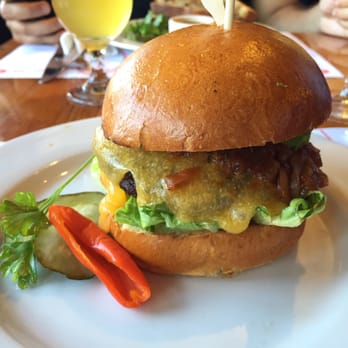 Simmzy's - Simmzy's Burger - American Near Me - Manhattan Beach, California