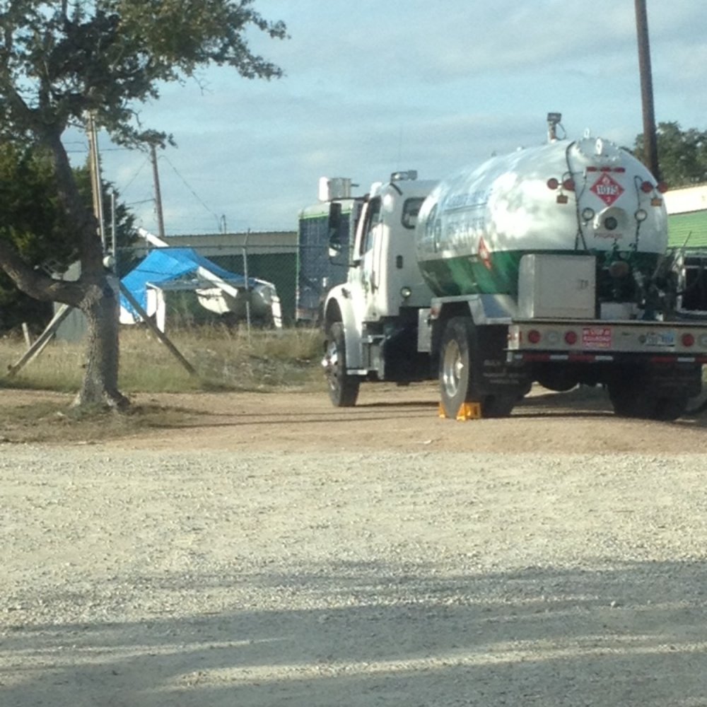Absolute Propane - One of their trucks refilling. - Propane Near Me - Austin, Texas Absolute Propane - One of their trucks refilling. - Propane Near Me - Austin, Texas