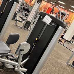 LA Fitness - Several machines out of service. One pic of many.