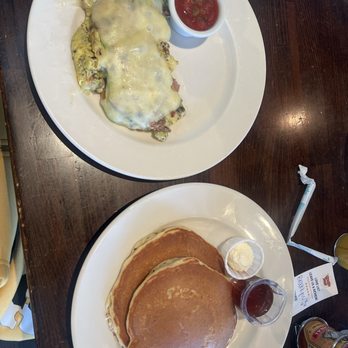 Good Stuff Restaurant - California omelette with the pancakes - New American Near Me - El Segundo, California Good Stuff Restaurant - California omelette with the pancakes - New American Near Me - El Segundo, California