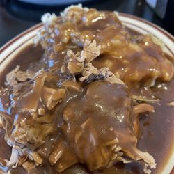 Old Filling Station - Hot Roast Beef Sandwich