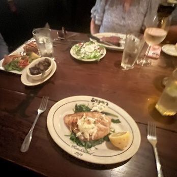 Sperry's Restaurant - Snapper special, ahi tuna app, and prime rib - American Near Me - Nashville, Tennessee