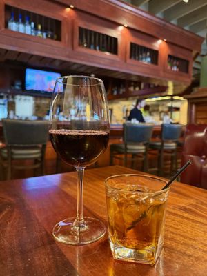 Charleston's Restaurant by null