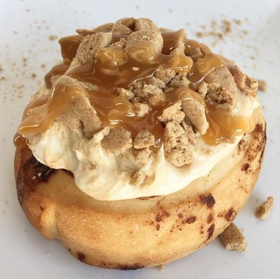 Cinnaholic by null