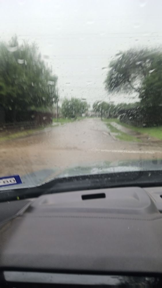 Slide of Pro Source Gutter Cleaning