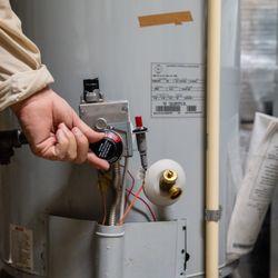 MEC Home Inspection - Adjusting hot water temperature