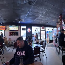 Buffalo Bill's Roadhouse - Relaxed interior