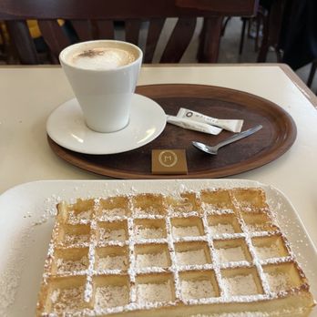 Mokafé Taverne - Tea Rooms Near Me - Brussels, BRU
