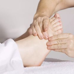 Gayton Foot and Back Massage