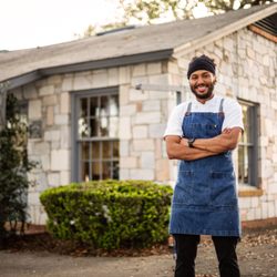 Leon's at Lake Ella - Chef Leon in front of his Lakeside Cottage
