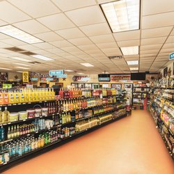 Zipps Liquor