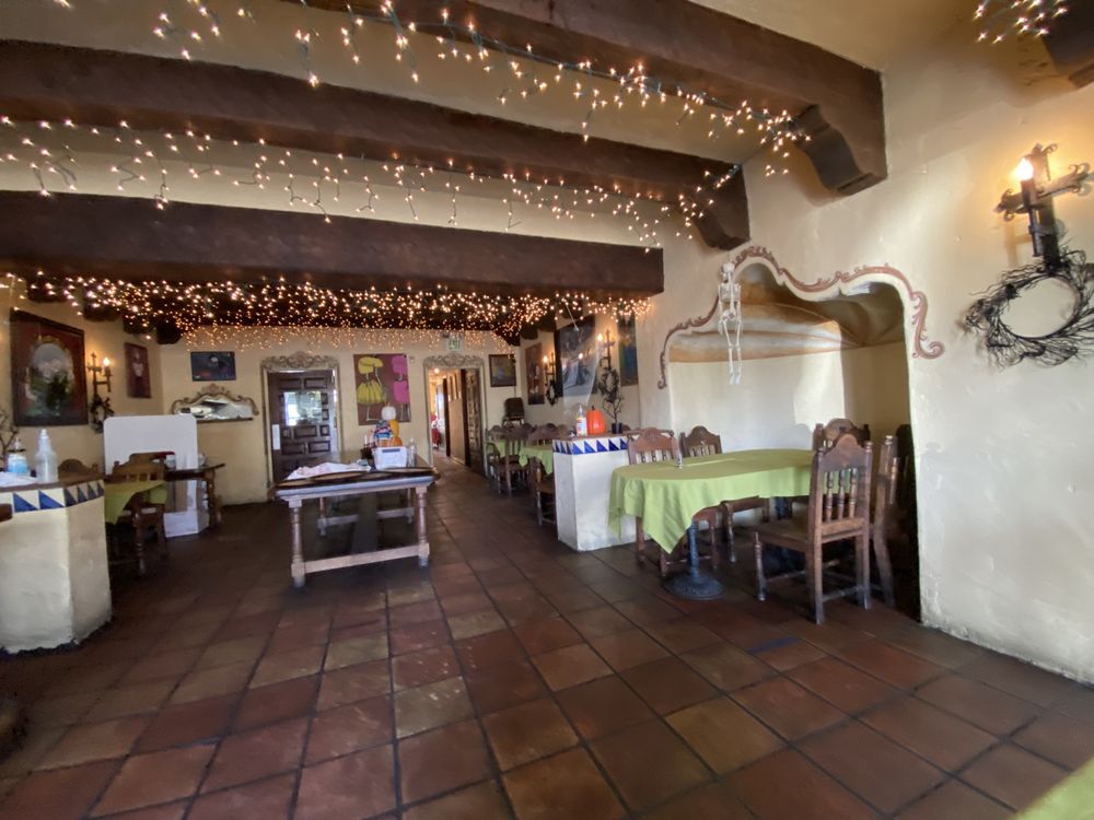 Lares Restaurant