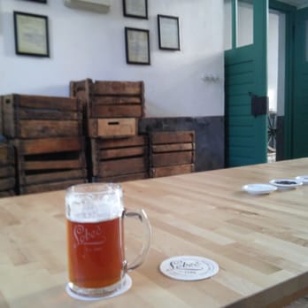 Pivovar Lobeč - Velkoryse řešený interiér výčepu - Brasseries Near Me - Lobeč, ST Pivovar Lobeč - Velkoryse řešený interiér výčepu - Brasseries Near Me - Lobeč, ST