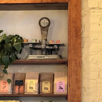 Dolcezza - Interior - Coffee & Tea Near Me - Washington, DC, District of Columbia