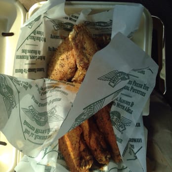 Wingstop - Lemon pepper and Louisiana rub, I already see one thing wrong. I don't like big wings. - Chicken Wings Near Me - Norcross, Georgia