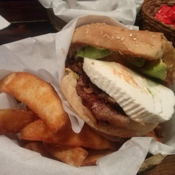 Nantli Burger - La Voluptuosa. - Burgers Near Me - Tijuana, BCN