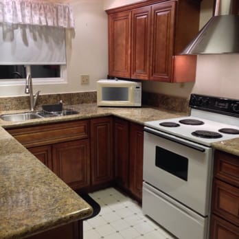 Mmm Kitchen & Flooring - Flooring Near Me - Placentia, California