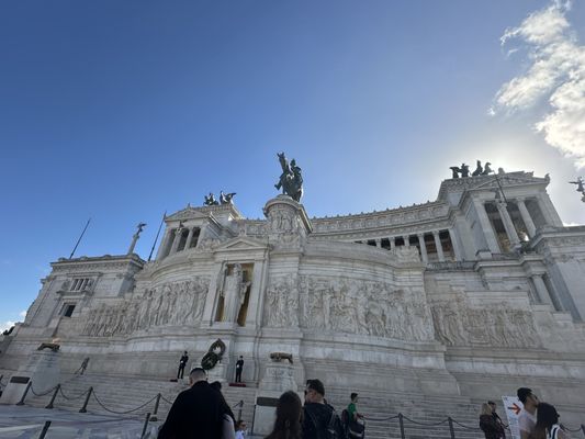 Monument to Victor Emmanuel II by null