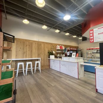 Sup's Chicken - Indoor(Either cashier or self ordering kiosk off to the right side when you enter) small sitting area - Chicken Shop Near Me - Gardena, California Sup's Chicken - Indoor(Either cashier or self ordering kiosk off to the right side when you enter) small sitting area - Chicken Shop Near Me - Gardena, California
