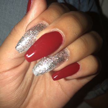 Mona Lisa Salon - For sum reason this nail has a dent - Hair Salons Near Me - Long Beach, California