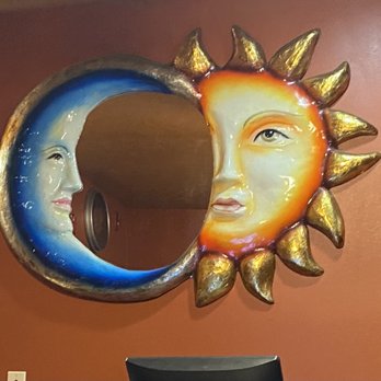 El Rodeo Restaurant - a sun and a woman's face - Mexican Near Me - Moses Lake, Washington El Rodeo Restaurant - a sun and a woman's face - Mexican Near Me - Moses Lake, Washington