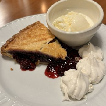 Thirty Acres Kitchen - Boysenberry pie a la mode - Burgers Near Me - Buena Park, California Thirty Acres Kitchen - Boysenberry pie a la mode - Burgers Near Me - Buena Park, California