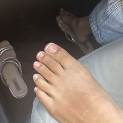 T L Nail - Now my toes are amazing. But no way my toes and hands cost the same. They just be saying and doing anything.