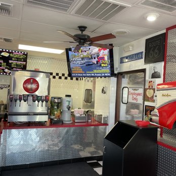 Triangle Drive In Burgers - Burgers Near Me - Clovis, California