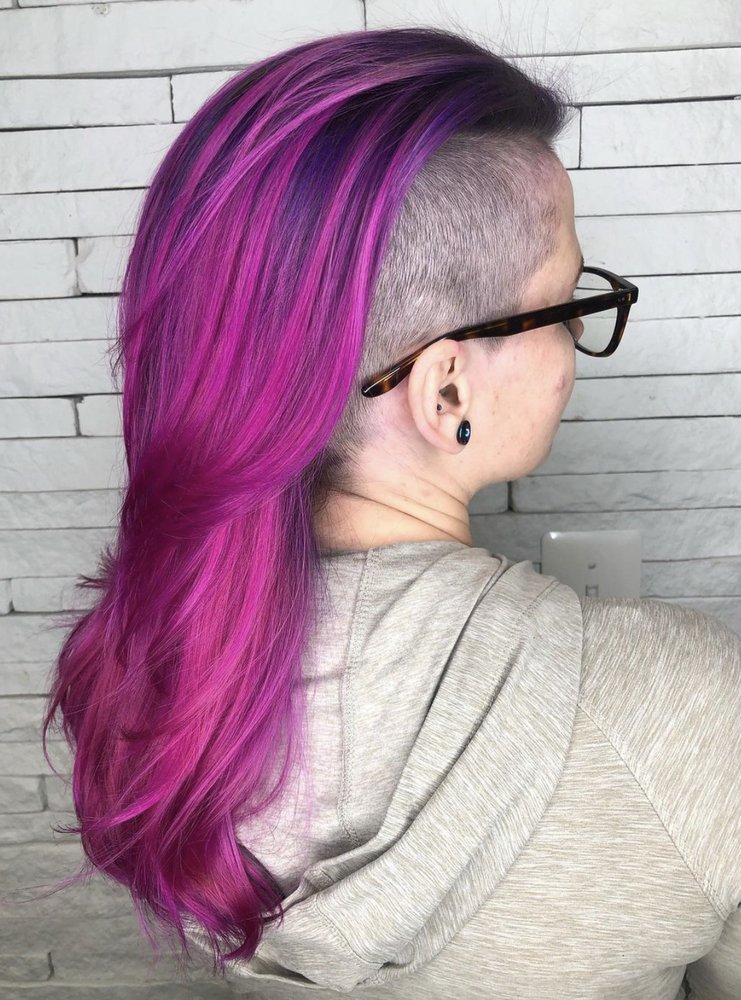 Julia rose Hairstylist Logo