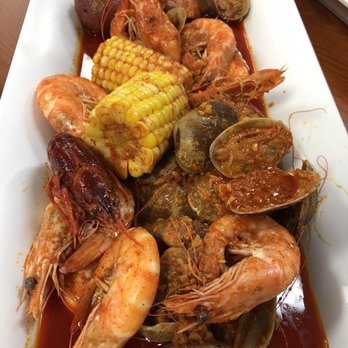 Cajun Deli - Cajun/Creole Near Me - Brooklyn Park, Minnesota
