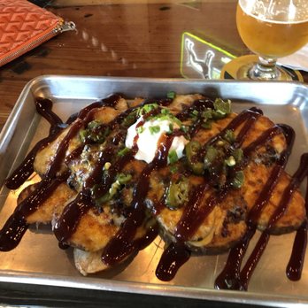 Pouring Glory - Brisket Home Slice Nacho Plate - Beer Bar Near Me - Fort Worth, Texas