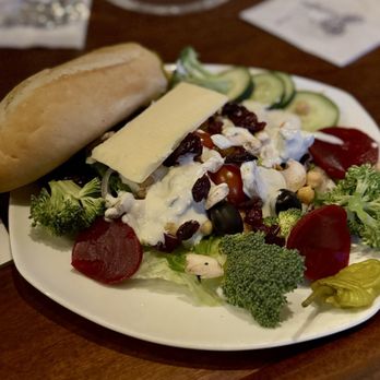 Barnsider - Salad bar - Steakhouses Near Me - Albany, New York