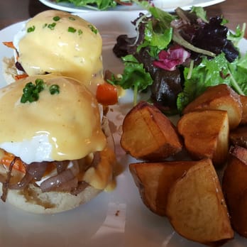 Alchemy Coffee - Roasted veggie bennie - Coffee & Tea Near Me - Markham, Ontario