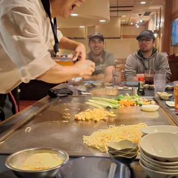 Nakato Japanese Restaurant - Chef being funny again - Japanese Near Me - Springfield, Missouri