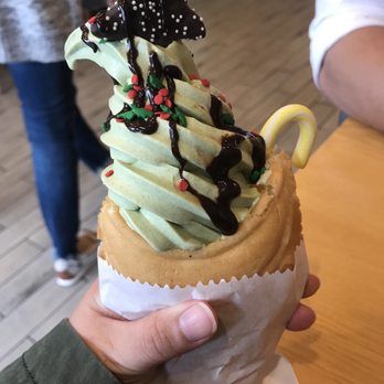 Cocohodo Carrollton - Green tea ice cream so boong with custard filling and chocolate drizzle topping! So delicious! Definitely recommend! - Desserts Near Me - Carrollton, Texas