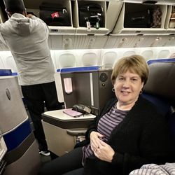 United Airlines - All comfortable in our Pods