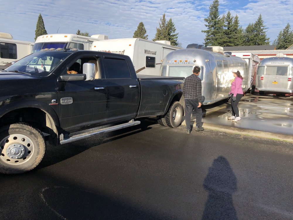 PNW RV TRAILER TRANSPORT SERVICE Vancouver, Washington Towing