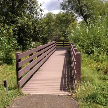 Vista Brook Park - Boardwalk to pond overlook - Tennis Near Me - Portland, Oregon